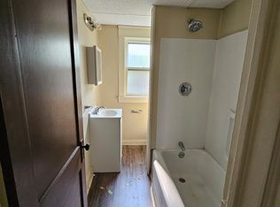 2422 Whitney Ave #1, Niagara Falls, NY 14301