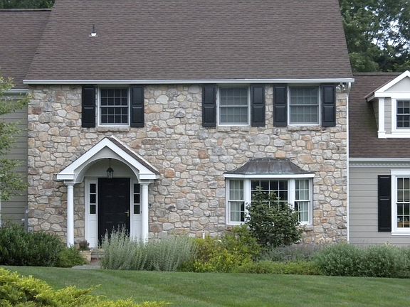 Center front elevation