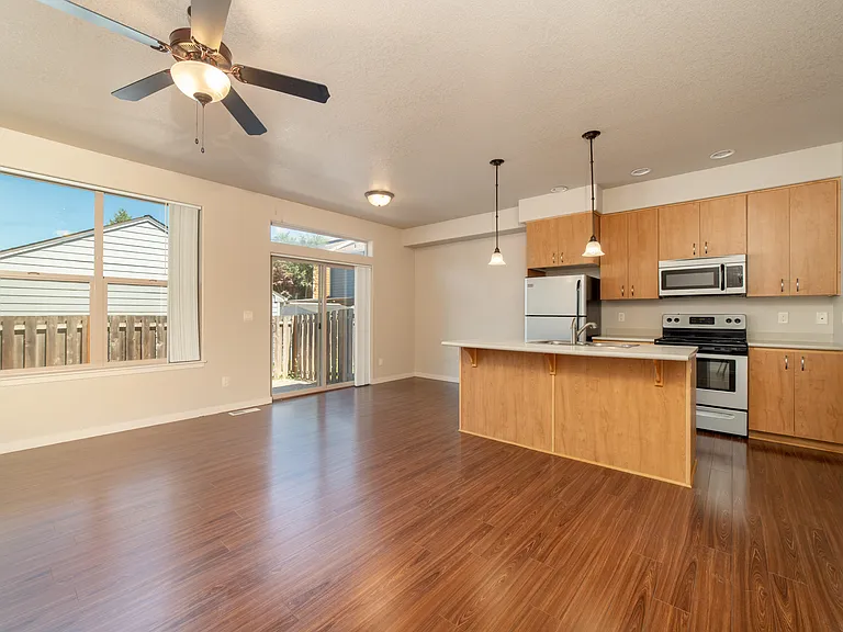 19795 Athena Ct — Photo 1