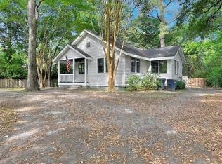 1698 Dogwood Rd, Charleston, SC 29414