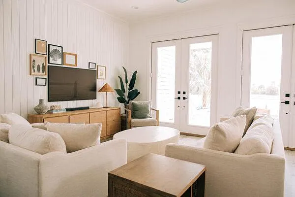 4 bed, 1866 sqft, $4,000 — Photo 2