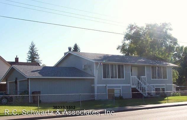 2nd image of 1528 E Rowan Ave