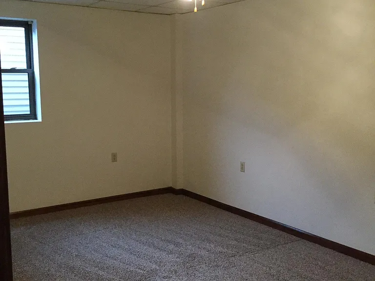 601 Broad Ave #2B — Photo 5