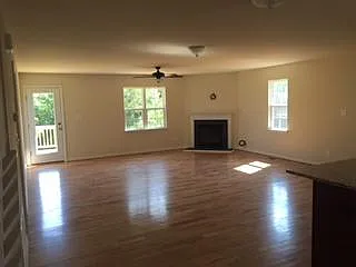 3900 Hamlin Creek Ct — Photo 3