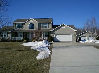 9610 County Rd S, Napoleon, OH 43545