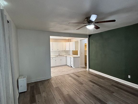4th image of 1013 Santiago Ave APT A