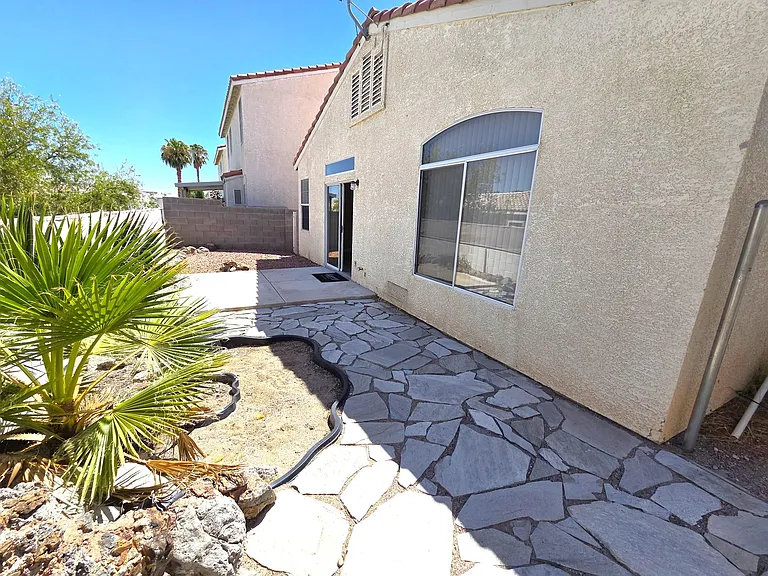 7904 Canyon Grove Ct — Photo 28