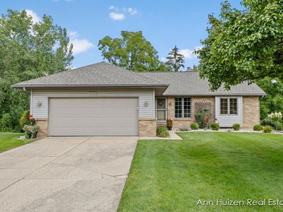 4310 Crest Creek Ct SW, Grandville, MI, 49418