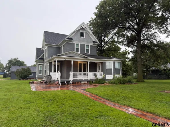 600 W 9th St, Dorchester, NE 68343