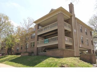 195 16th Ave #C, Columbus, OH 43201