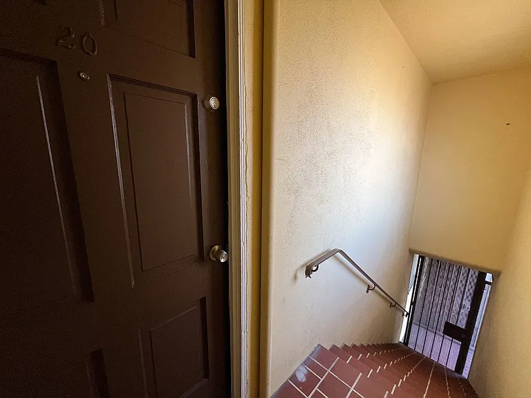 5919-5925 Crenshaw Blvd — Photo 19