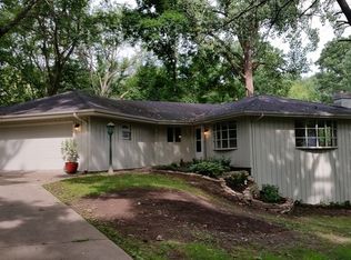 5831 Heatherwood Ln, Rockford, IL 61109