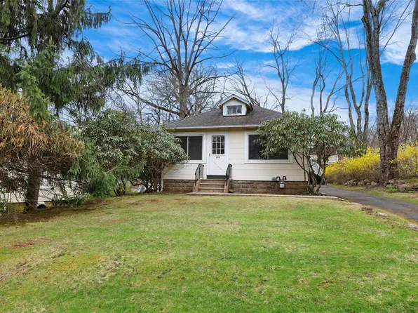 270 Maple Road, Valley Cottage, NY 10989