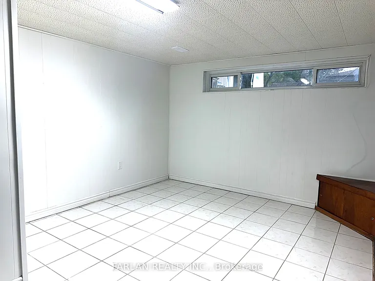 255 Sussex Ave #BASEMENT — Photo 9