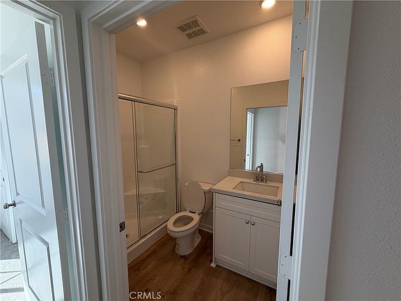 5th image of 9581 Zion Ave