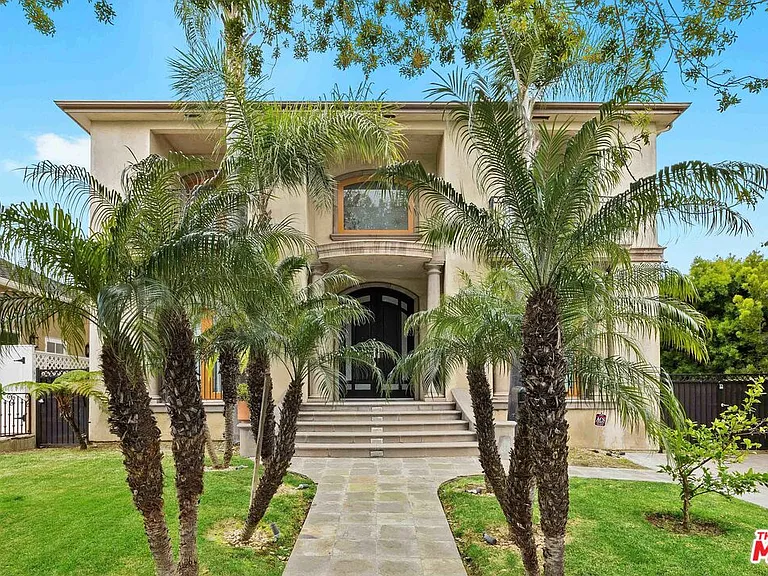 9033 Cresta Dr — Photo 1
