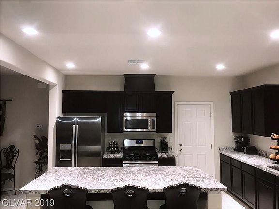 4th image of 6434 Dollis Hill St