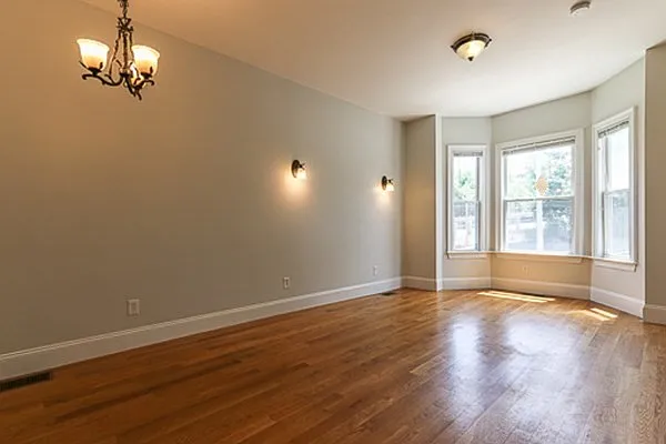 68-70 Moseley St #1 — Photo 6