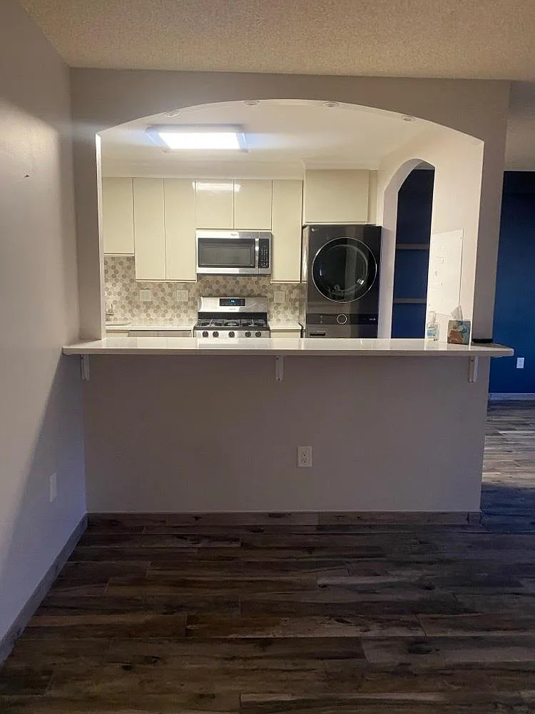 3701 S George Mason Dr — Photo 4