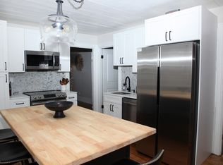 11 Barker St APT 1, Providence, RI 02903