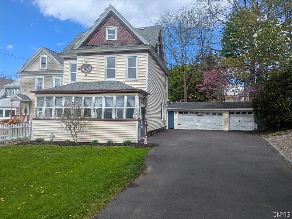 1st image of 207 S Avery Ave