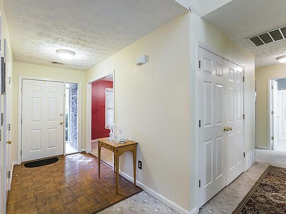 4th image of 1253 Kennecott Way