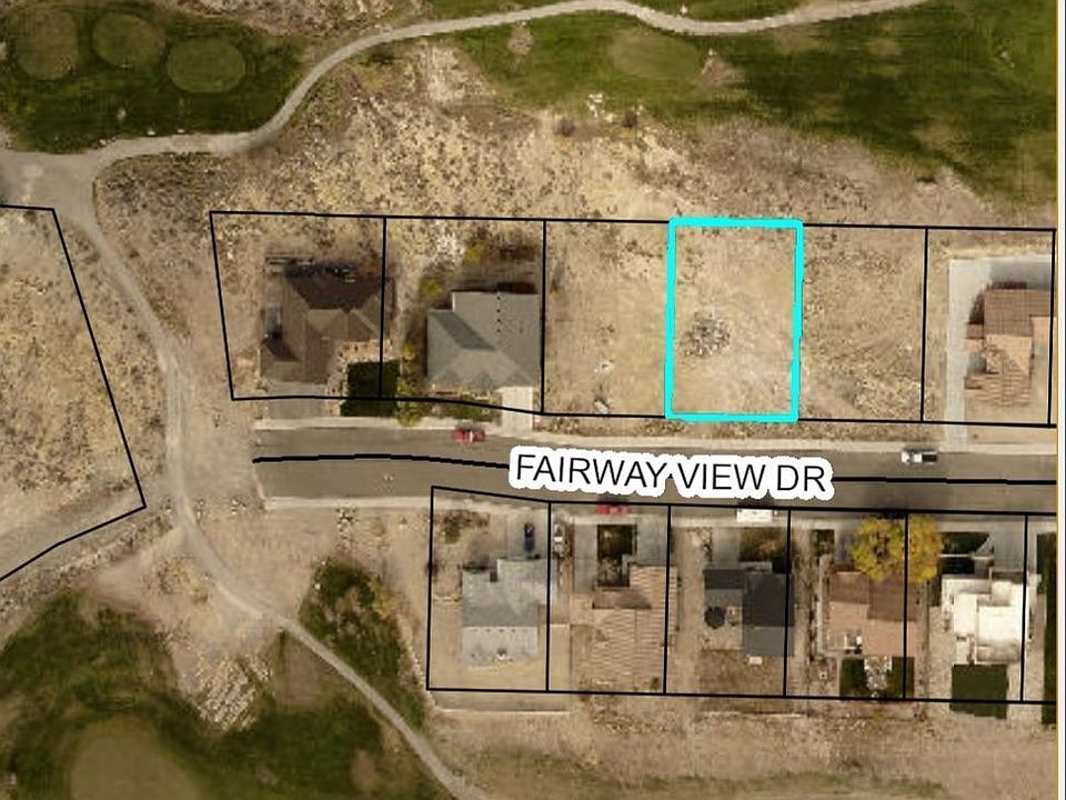 2nd image of 3022 Fairway View Dr