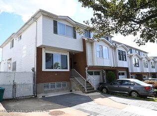 210 Kirshon Ave, Staten Island, NY 10314