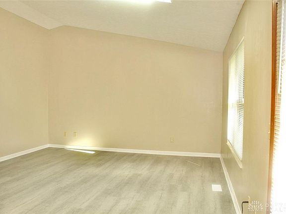 5th image of 180 Wren Wood Ct