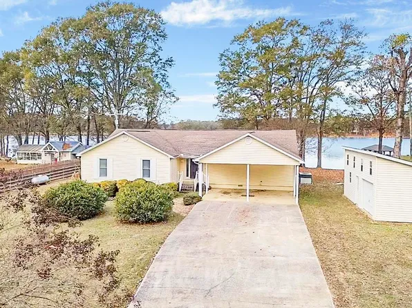 398 Jake Dr, Sylacauga, AL 35151