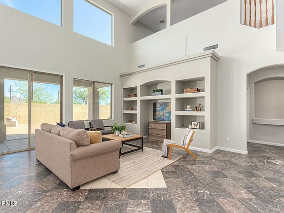 4th image of 43907 N 43rd Dr