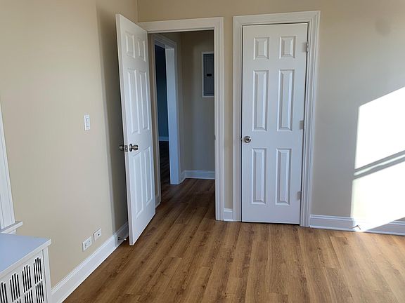 5th image of 2 Lockwood Ave #4E