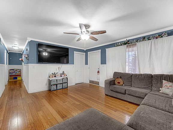 4th image of 4278 E 27th Ln