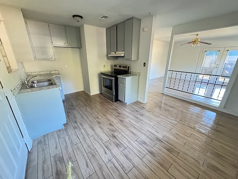 1307 Belair Rd — Photo 29