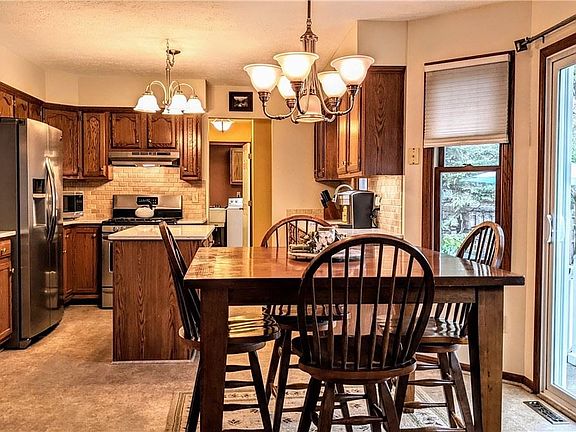 5th image of 8261 Lanmark Dr