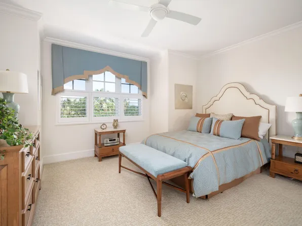 7 Royal Palm Pointe #Ph-E, Indian River Shores, FL 32963