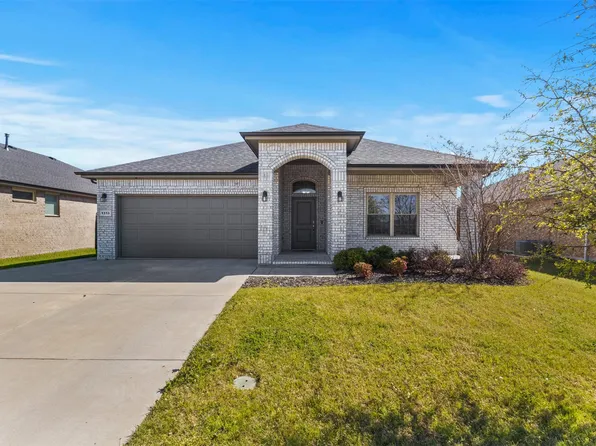 1313 Dublin Dr, Cleburne, TX 76033