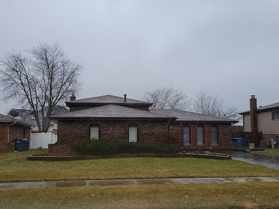 1st image of 2031 E 172nd St