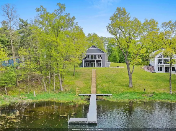 W5066 W Long Lake Rd, Waupaca, WI 54981