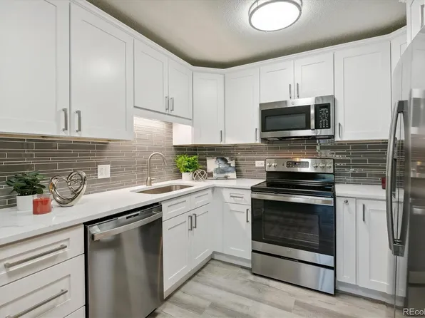 350 S Clinton Street #8A, Denver, CO 80247