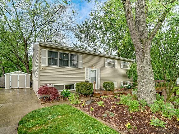 3rd image of 3744 Balboa Ct
