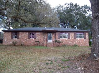 5562 Johnson Rd, Theodore, AL 36582