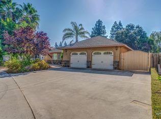 1960 Castleview Dr, Turlock, CA 95382