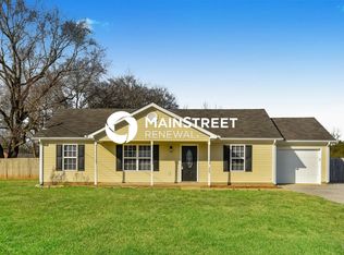 220 Highland Oaks Dr, Murfreesboro, TN 37130