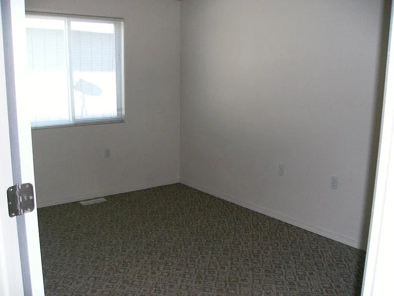 1212 W Columbia Ave — Photo 13