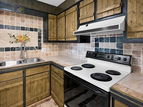 5th image of 2333 N Neva Ave APT 306C