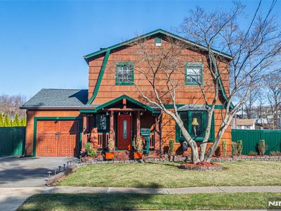 8 Cambridge Rd, Pompton Lakes, NJ, 07442