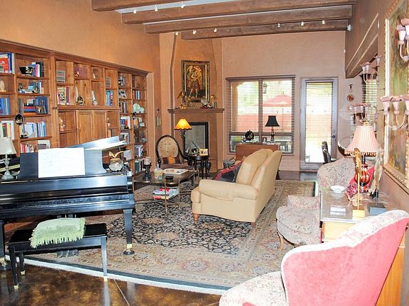 4th image of 3039 Calle San Angel NW