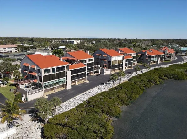 4565 Bay Club Dr #27, Bradenton, FL 34210