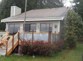 5050 NE Canal Ln, Hansville, WA 98340